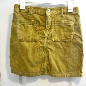 Children’s place size 16 green corduroy skirt